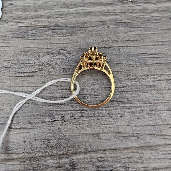 Joni Vintage GE Gold Tone Faux Ruby And Diamante Crystal Gemstone Cluster Ring - Picture 4 of 6